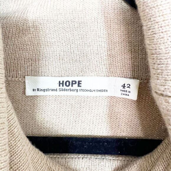 HOPE Ringstrand Lean Sweater Womens 12 Tan Knit Turtleneck Tan Oversized 42 - Picture 4 of 6